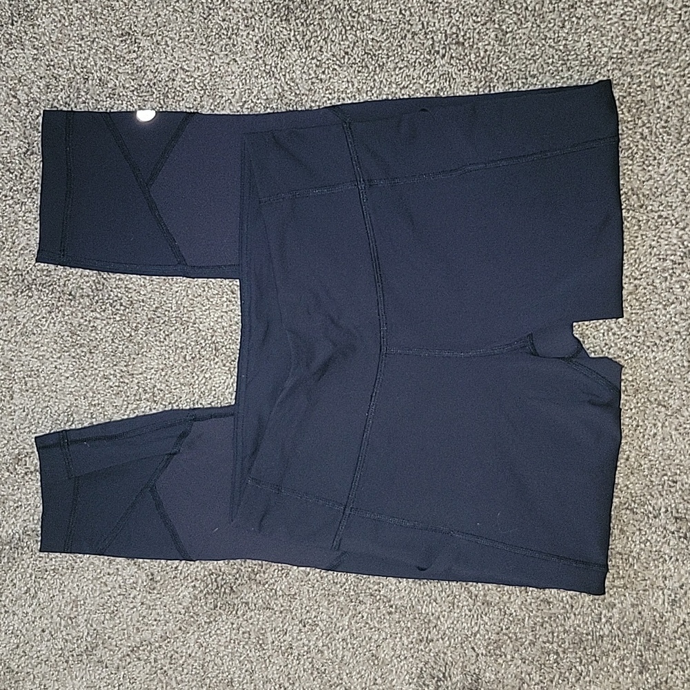 Lululemon Pace Rival size 4 navy pants